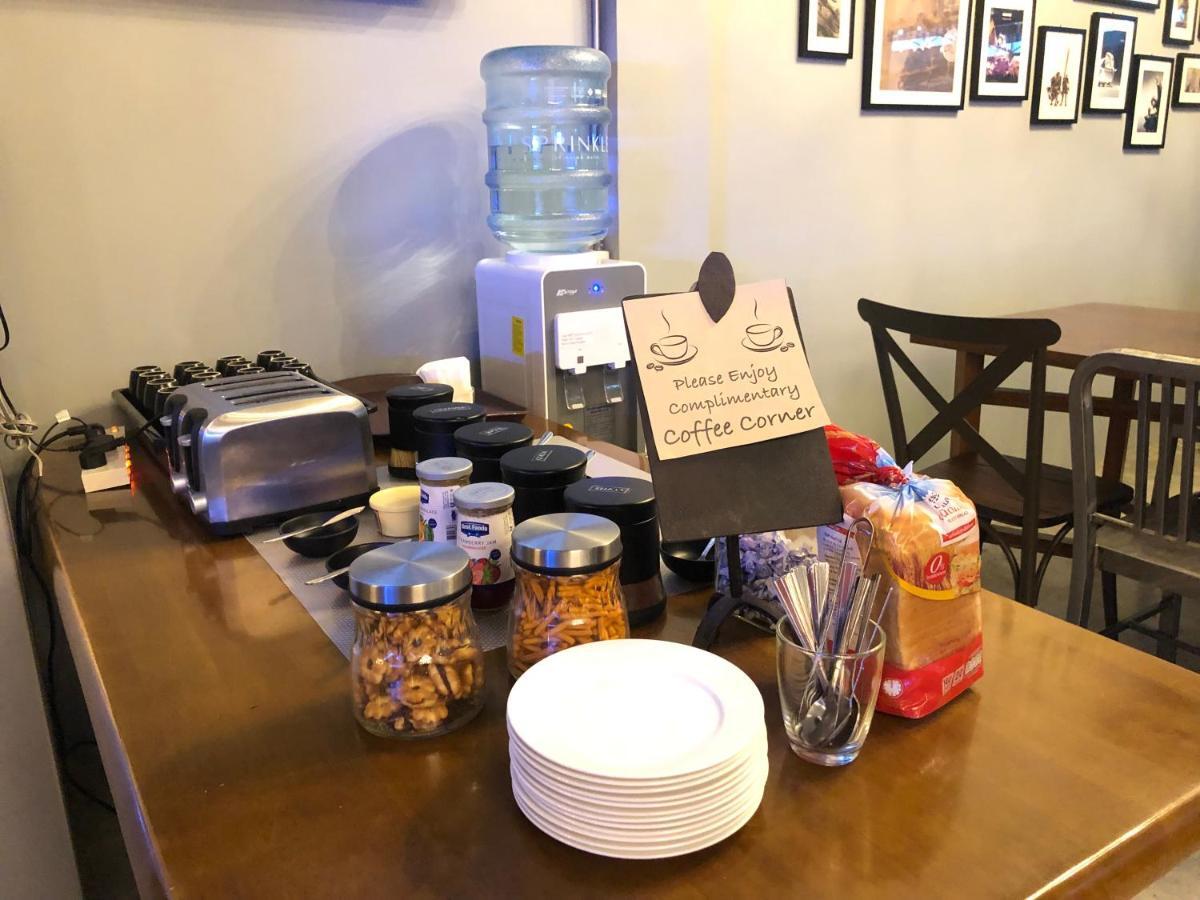 曼谷黑色城堡酒店 外观 照片